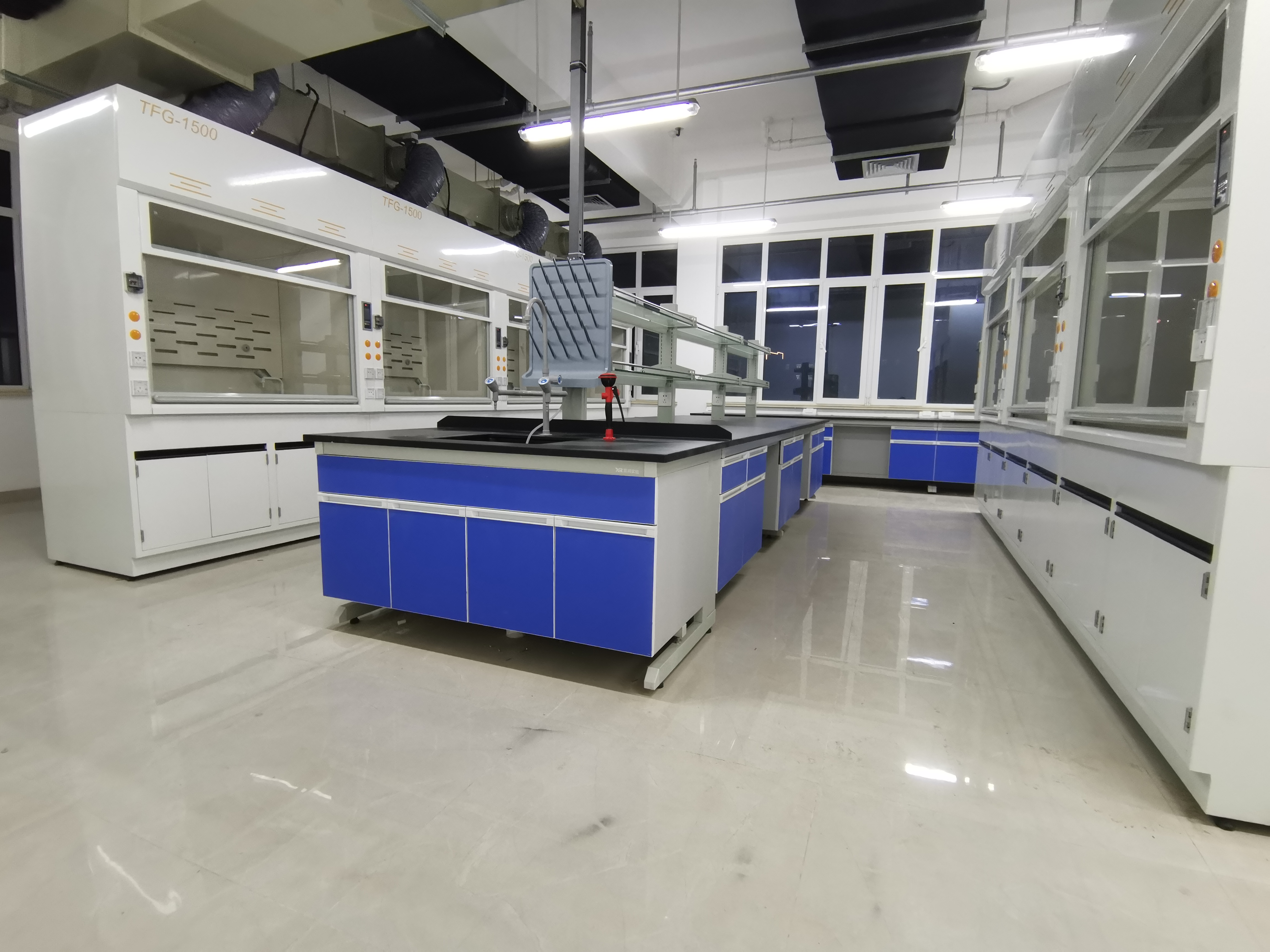 19c082b5d1e9a2944b26e1bbfc0ec1c